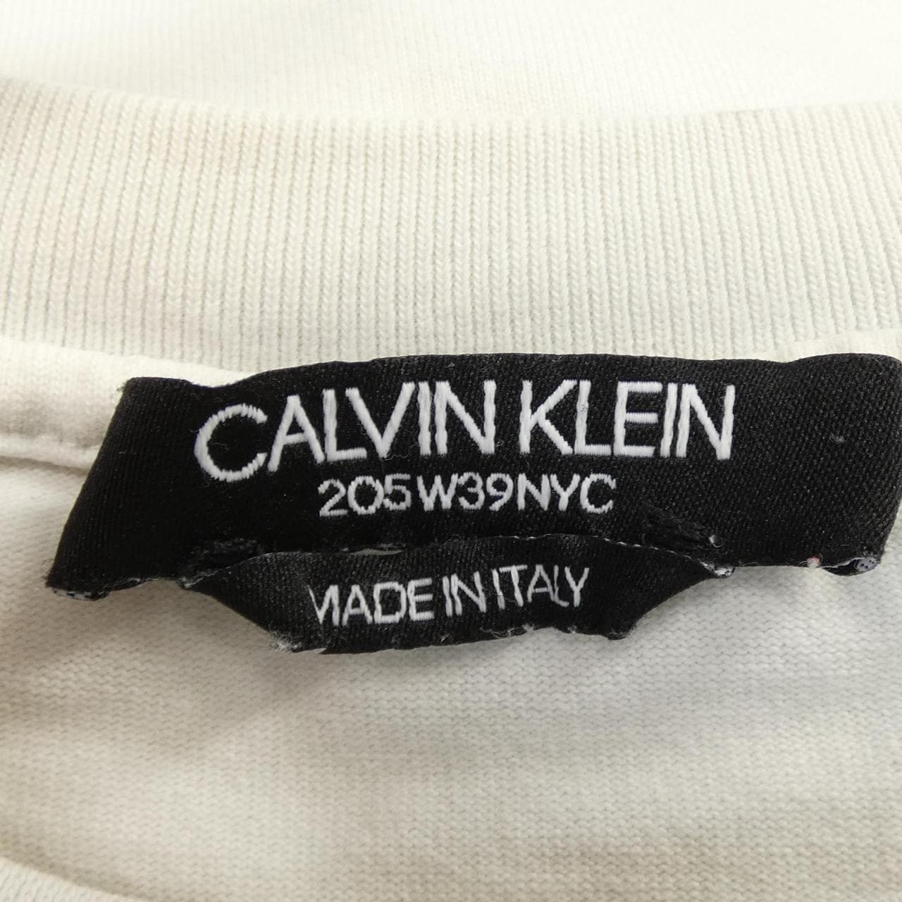 CALVIN KLEIN 205W39N卡尔文克莱因 205W39N 上衣