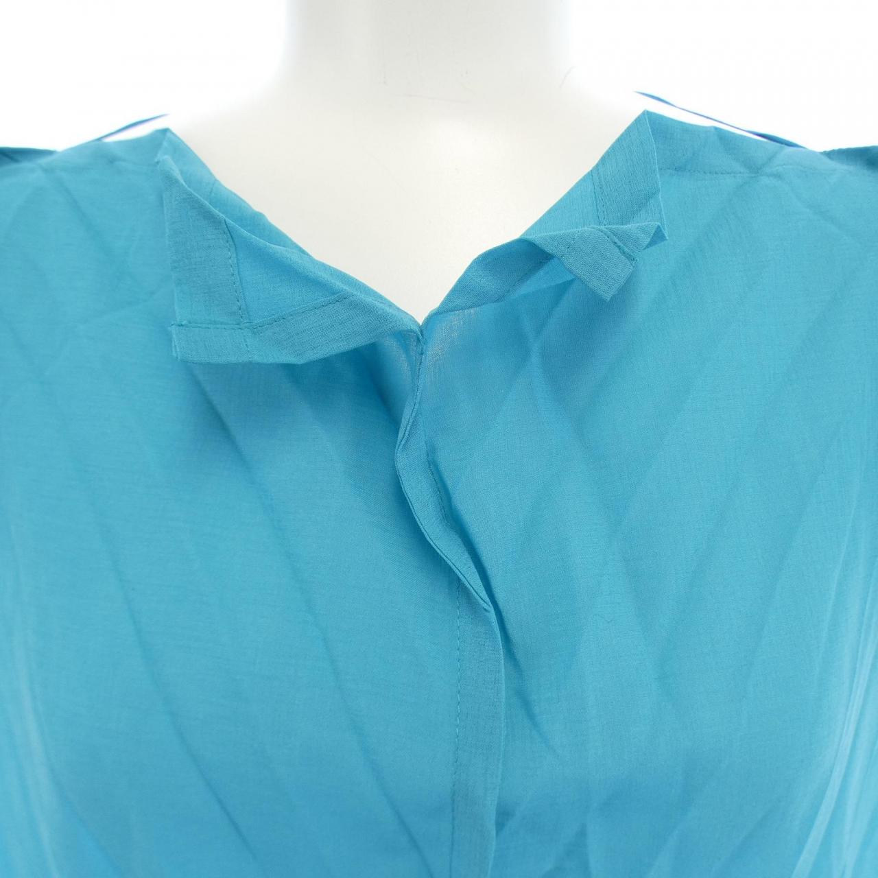 ミーイッセイミヤケ me ISSEY MIYAKE トップス