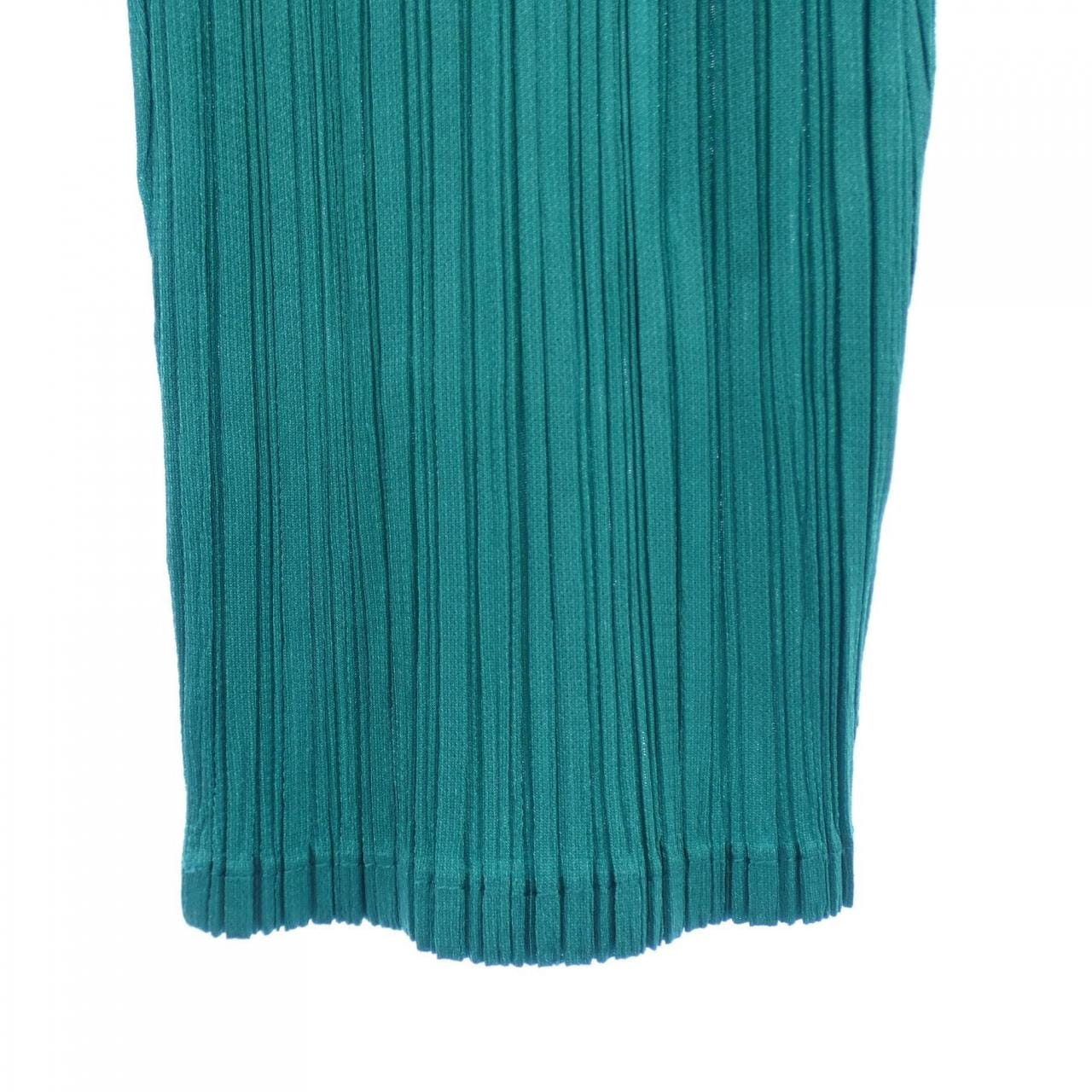 百褶PLEATS PLEASE褲子