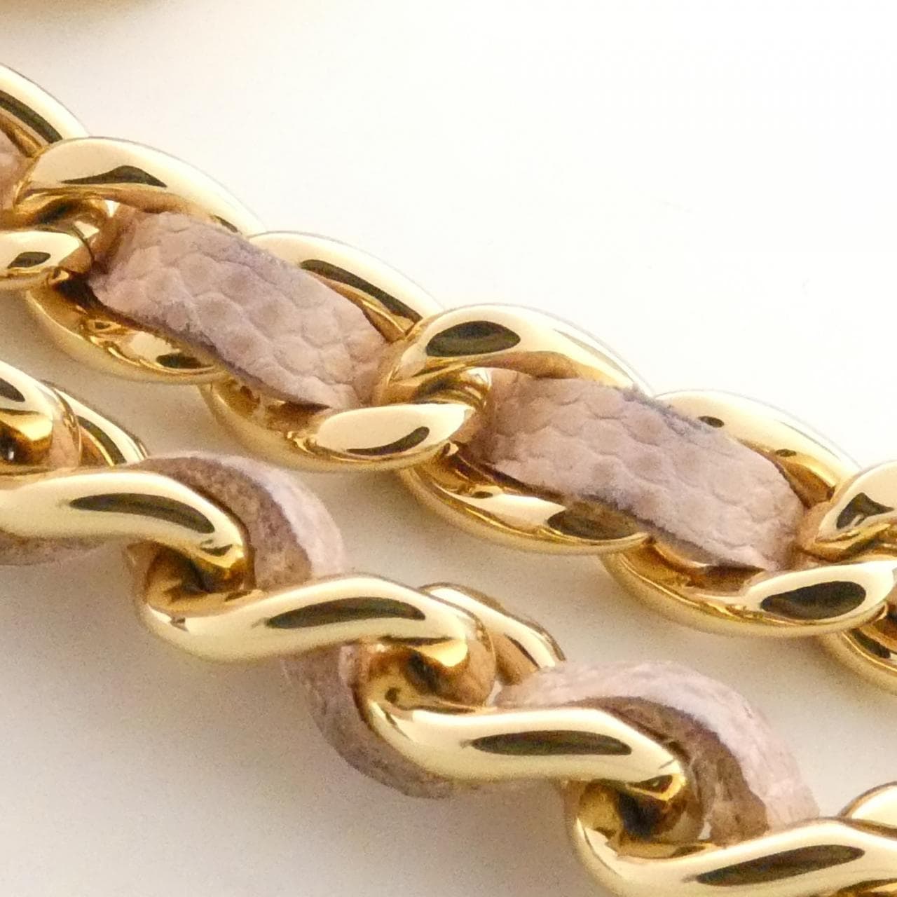 シャネル AP3318 チェーンクラッチ