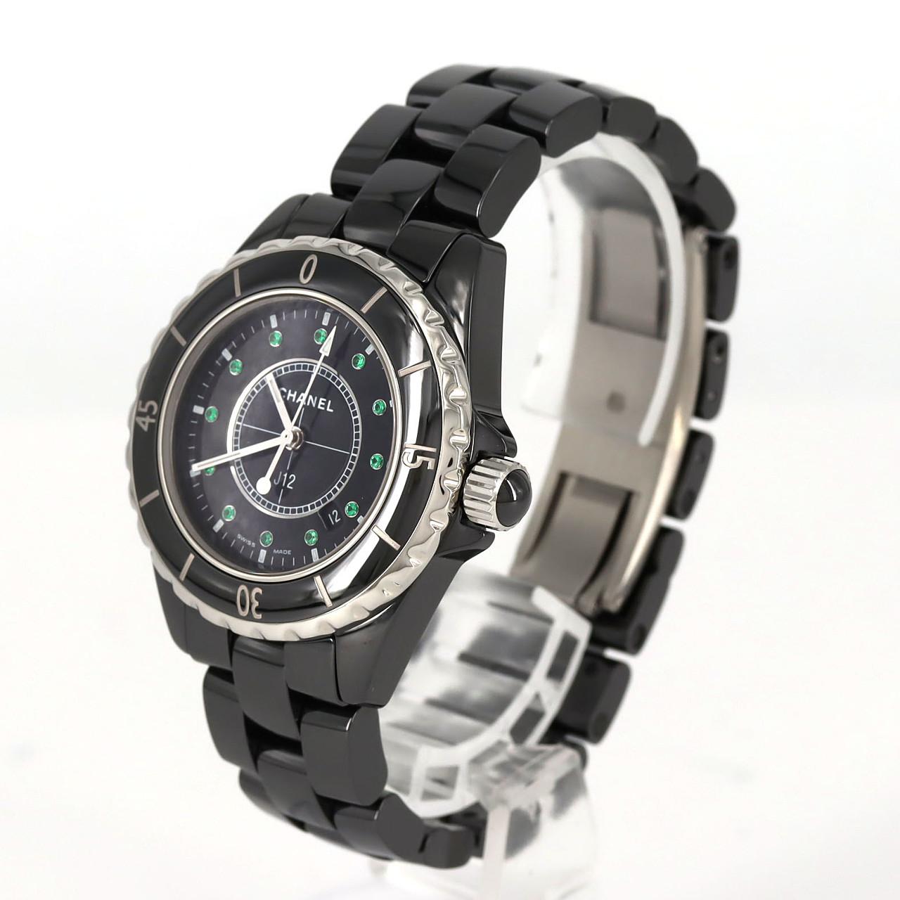シャネル J12 33mmセラミック･12Pエメラルド H2130 セラミック クォーツ