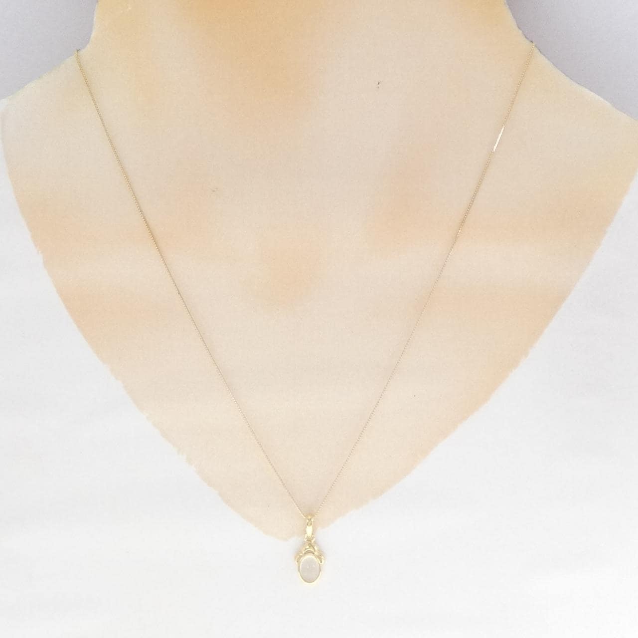 K18YG ムーンストーン ネックレス