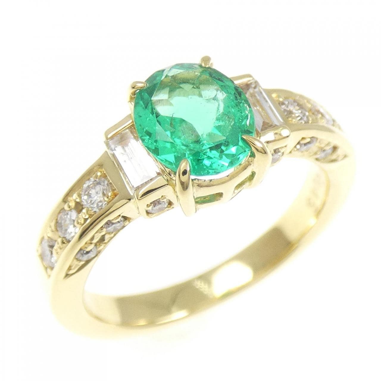 K18YG エメラルド リング 0.77CT