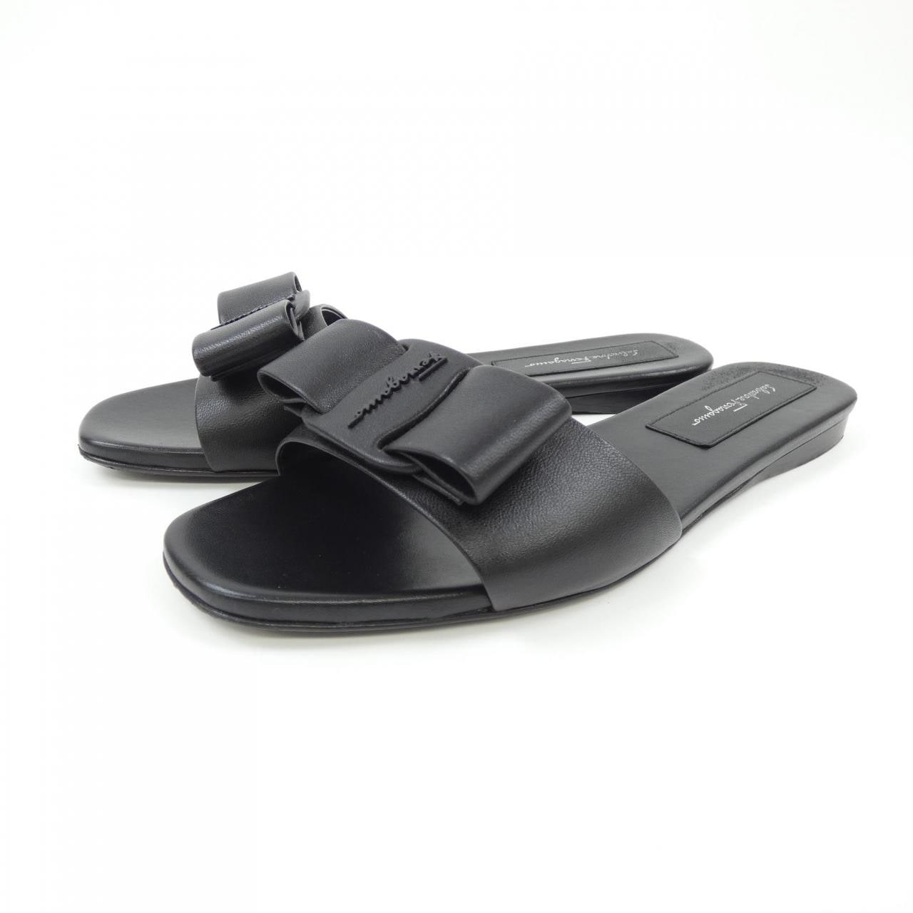 サルヴァトーレフェラガモ SALVATORE FERRAGAMO サンダル