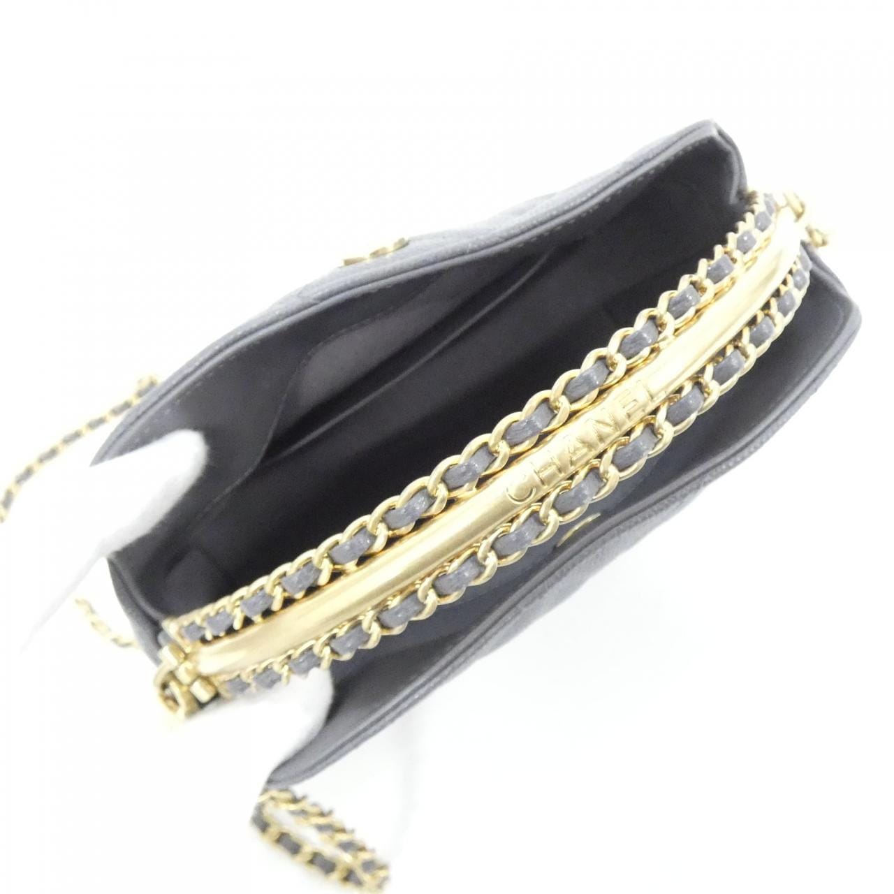 シャネル AP4066 チェーンクラッチ