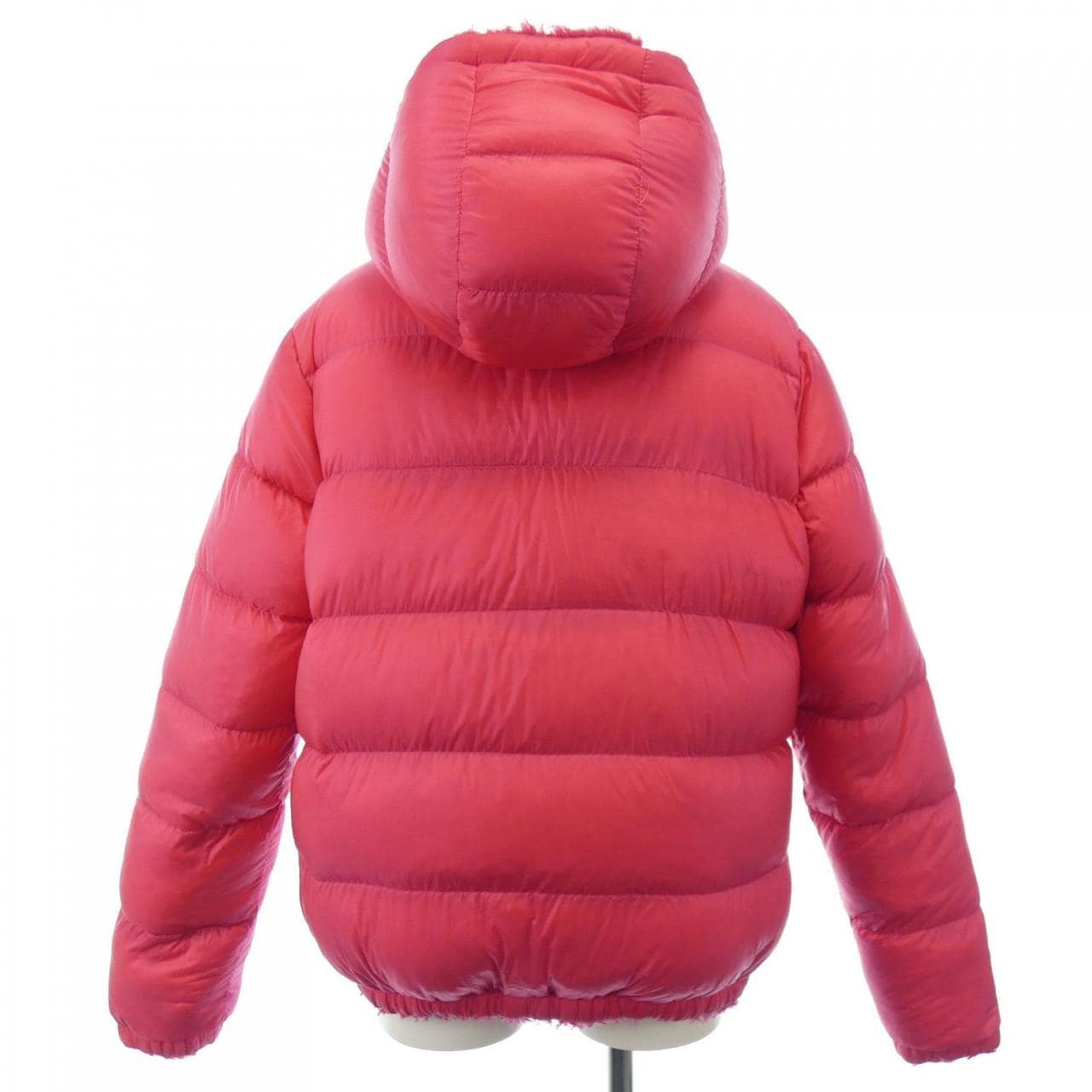 モンクレール MONCLER ダウンジャケット