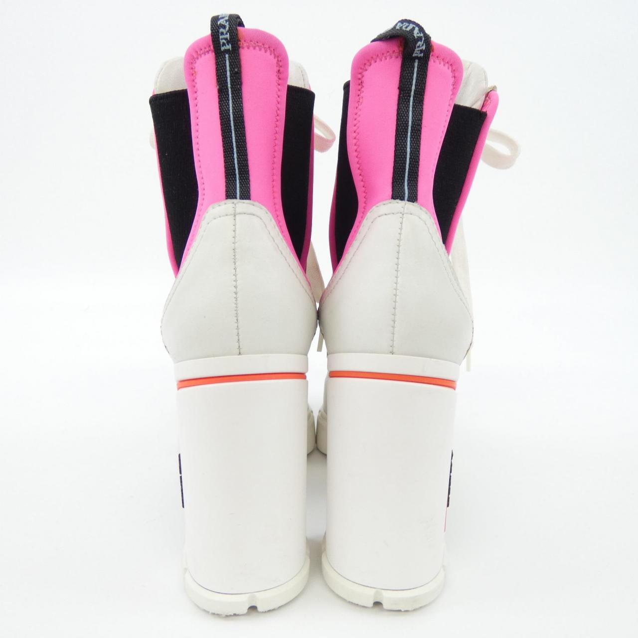 プラダ PRADA ブーツ