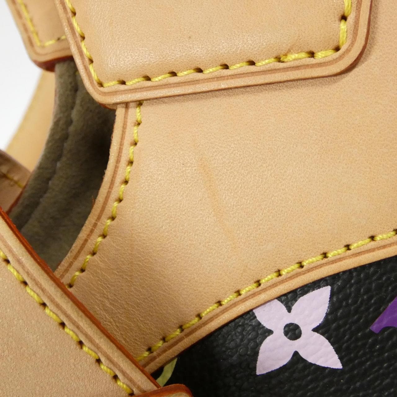 ルイヴィトン マルチカラー ウルスラ M40124 ショルダーバッグ