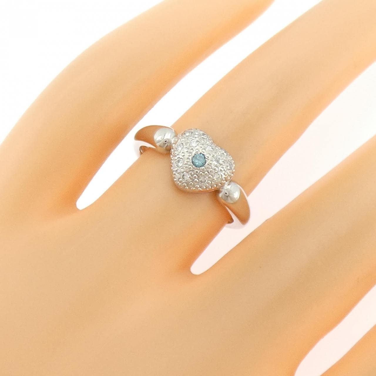 PT900心形钻石戒指，0.10克拉