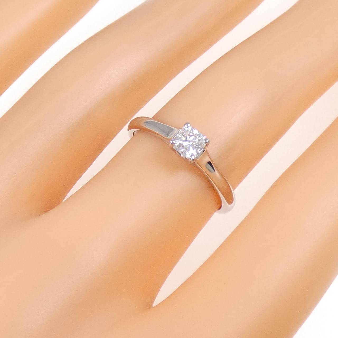 ティファニー ルシダ リング 0.29CT