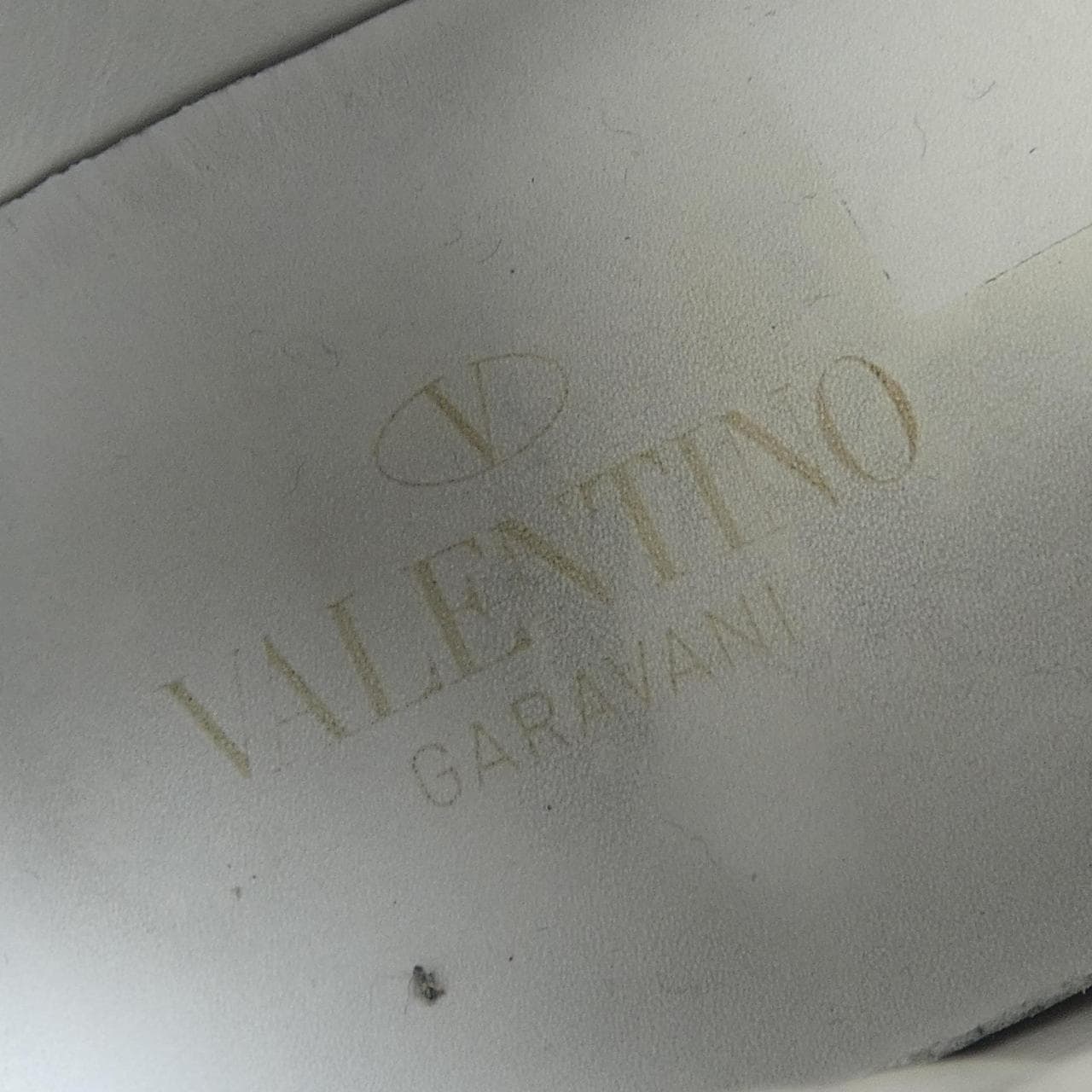 ヴァレンティノガラヴァーニ VALENTINO GARAVANI スニーカー
