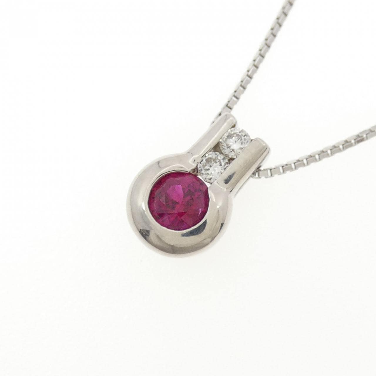 PT900/PT850 ルビー ネックレス 0.375CT