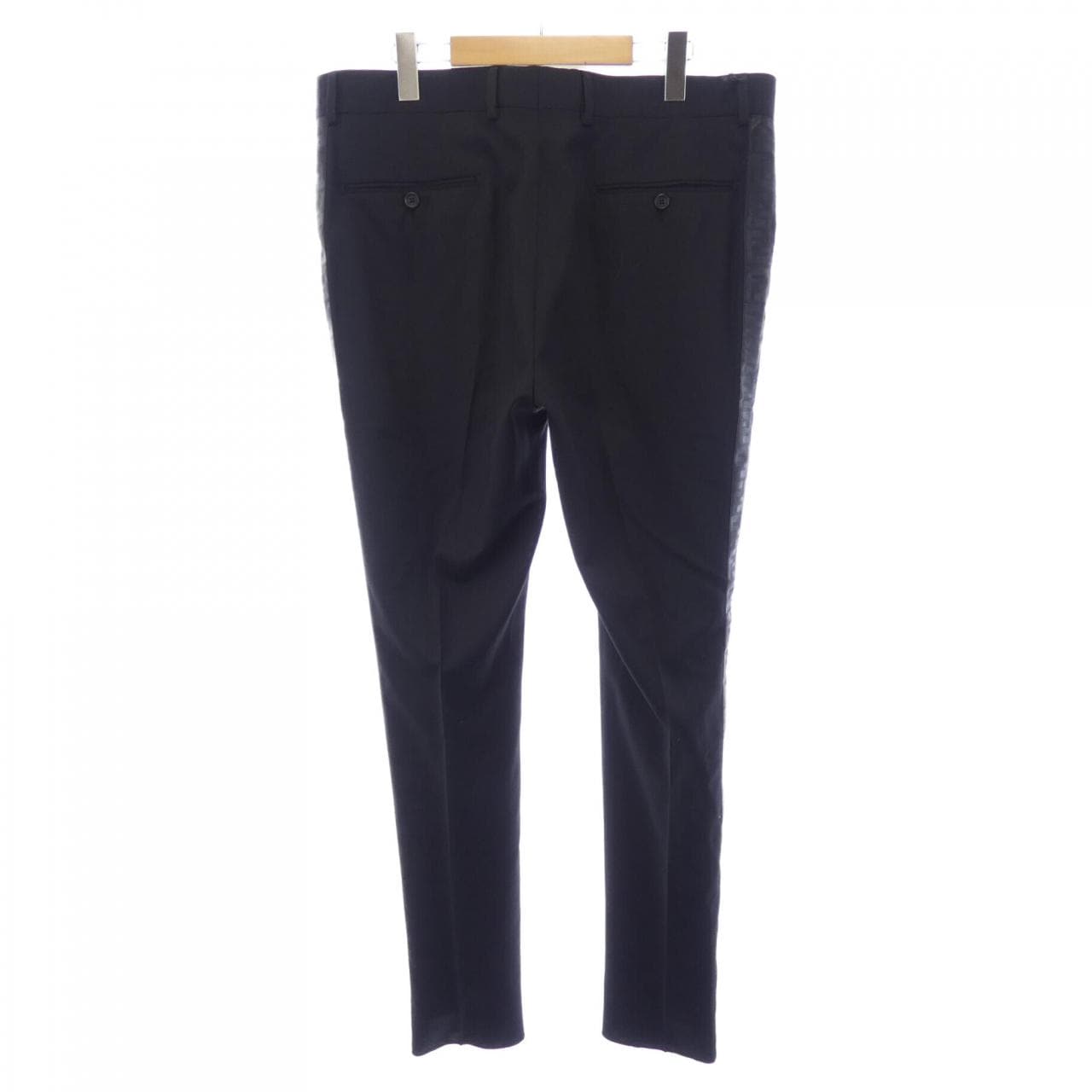 フェンディ FENDI FB0514 ABI2 パンツ