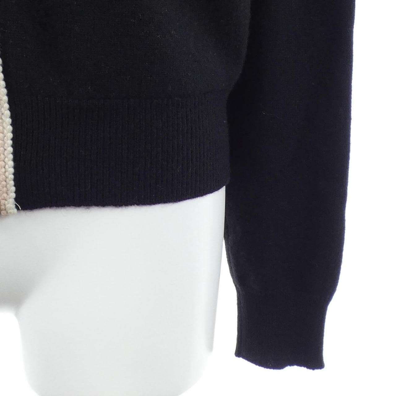 [vintage] CHANEL P21857V01366 03A Cardigan