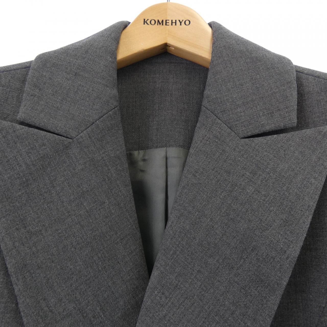 シーニュ Cygne ベスト