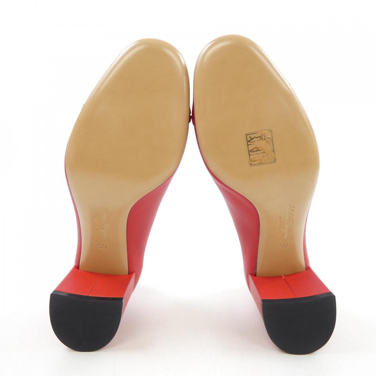 サルヴァトーレフェラガモ SALVATORE FERRAGAMO パンプス