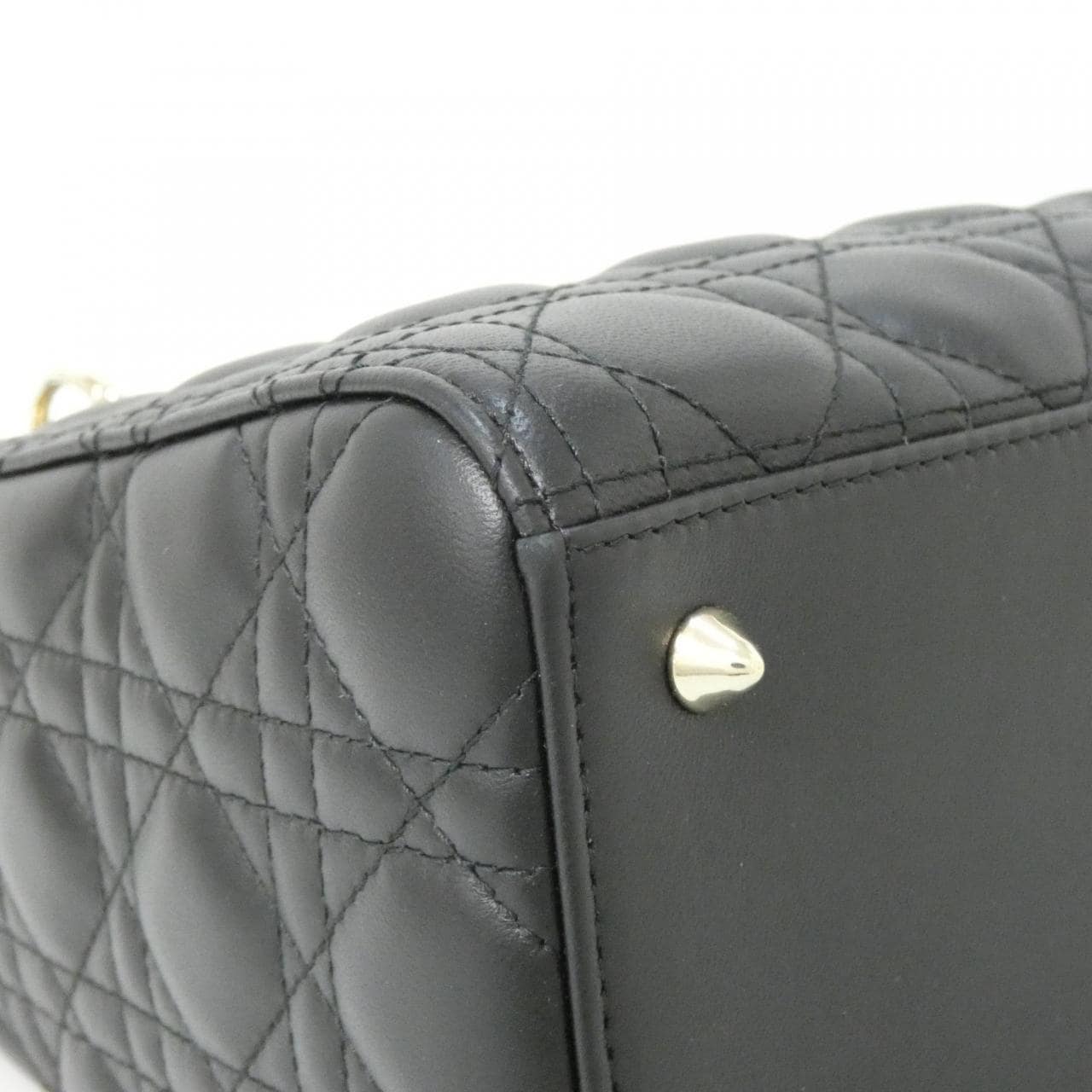 クリスチャンディオール レディ ディオール ミディアム M0565ONGE バッグ