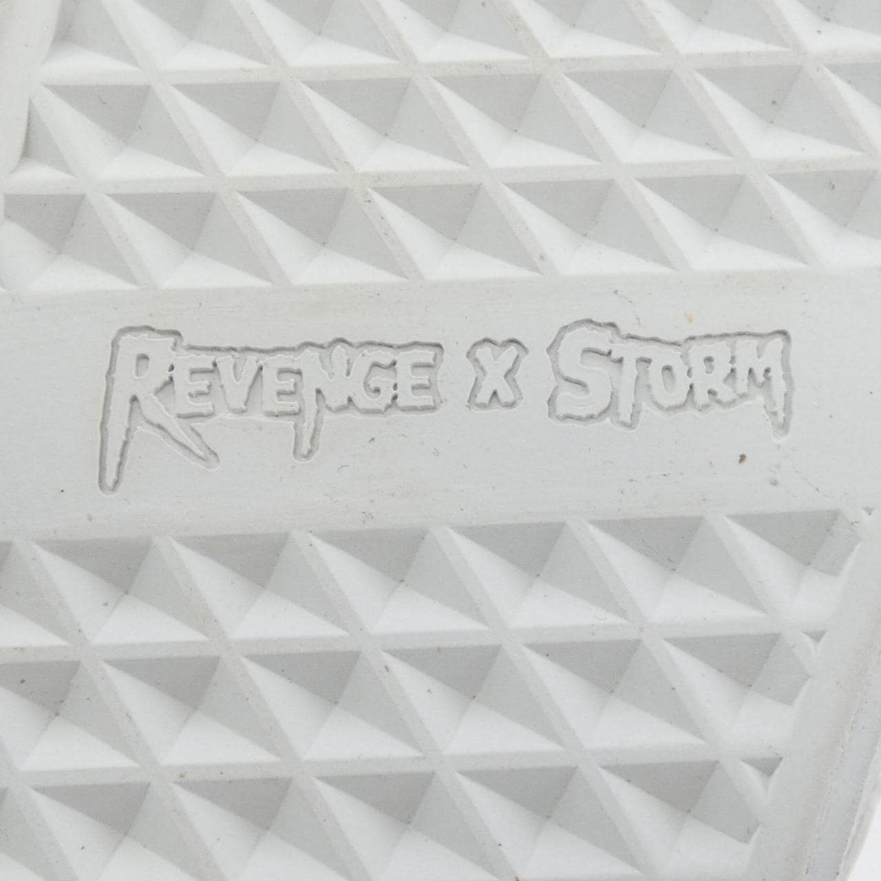 REVENGE×STORY スニーカー