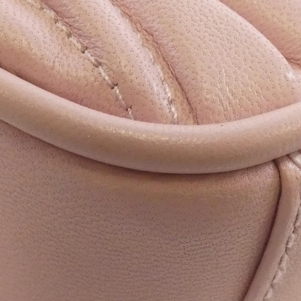 ミュウミュウ 5BH118 ショルダーバッグ