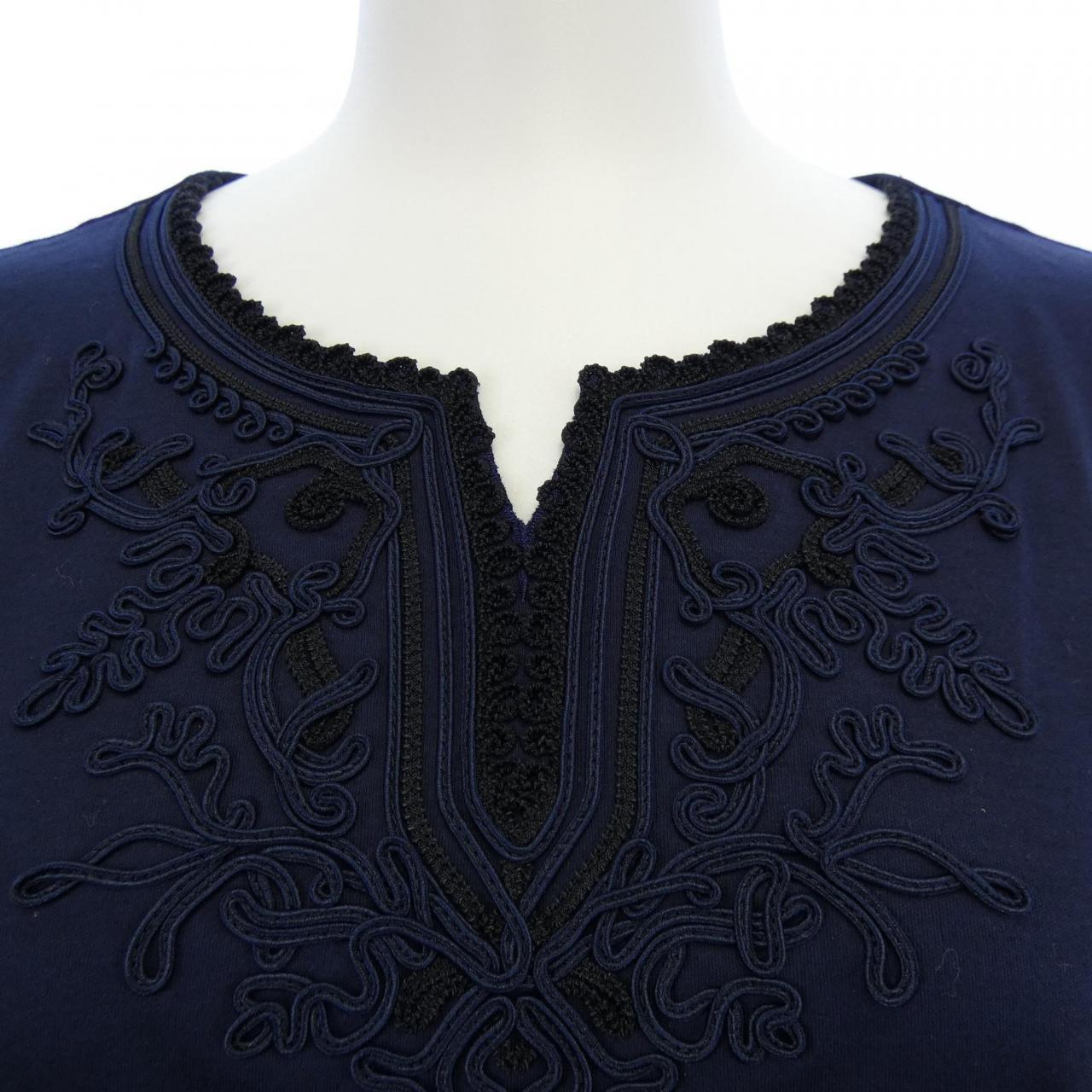 レリアン LEILIAN Tシャツ