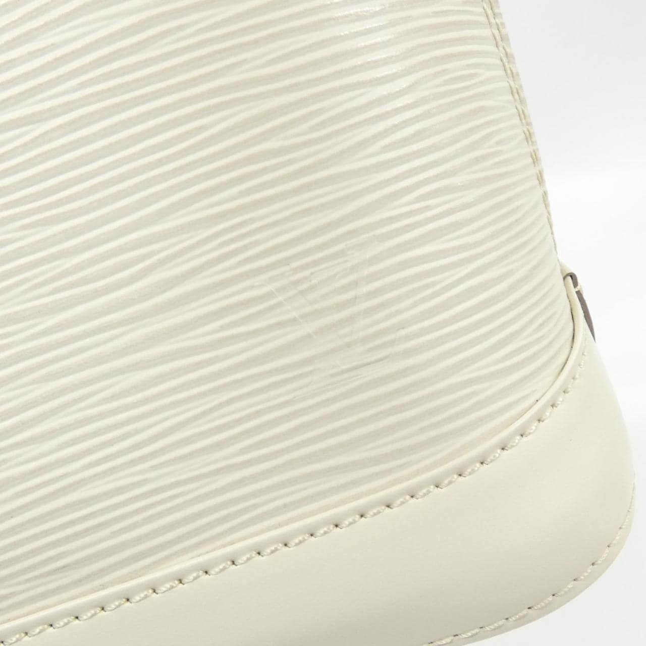 ルイヴィトン エピ アルマBB M4085J バッグ