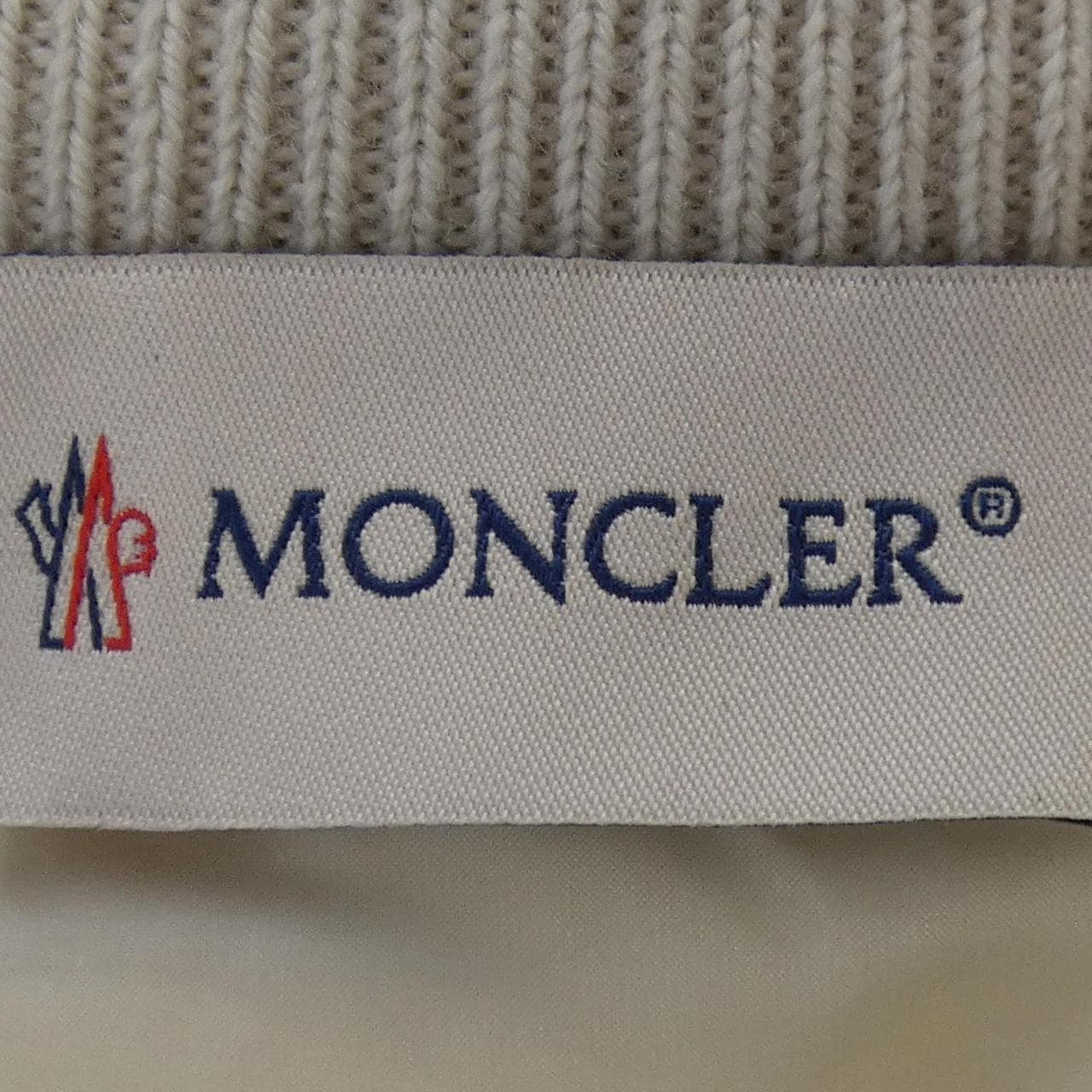 モンクレール MONCLER 20939B00023 ダウンジャケット