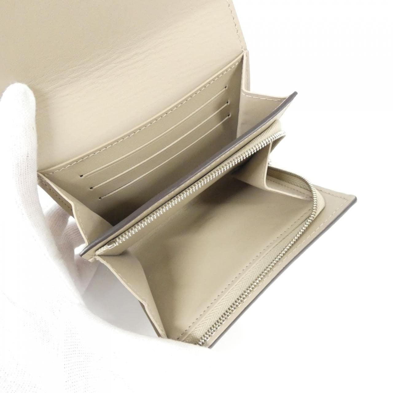 ルイヴィトン マヒナ ポルトフォイユ イリス コンパクト M62542 財布