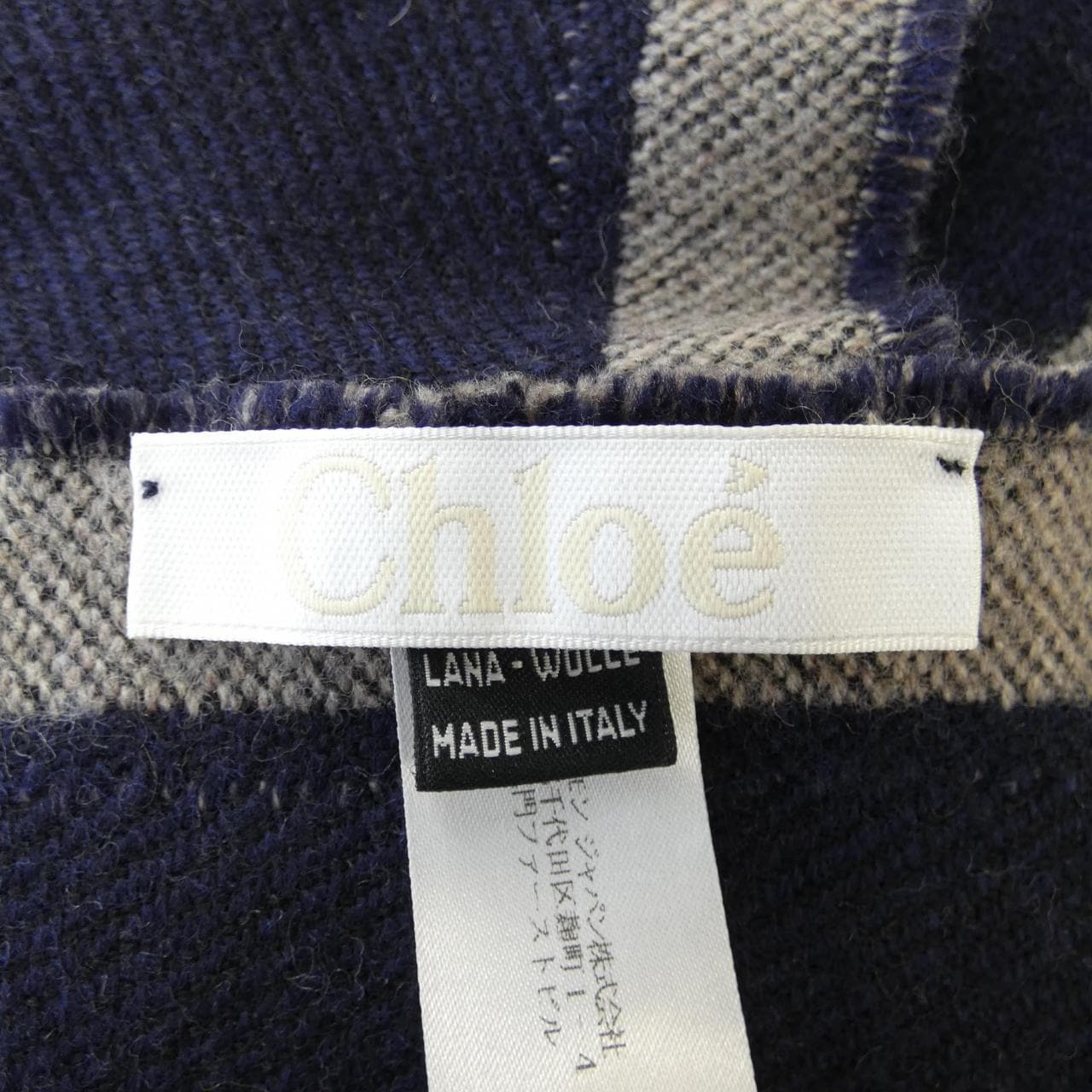 Chloe Cape