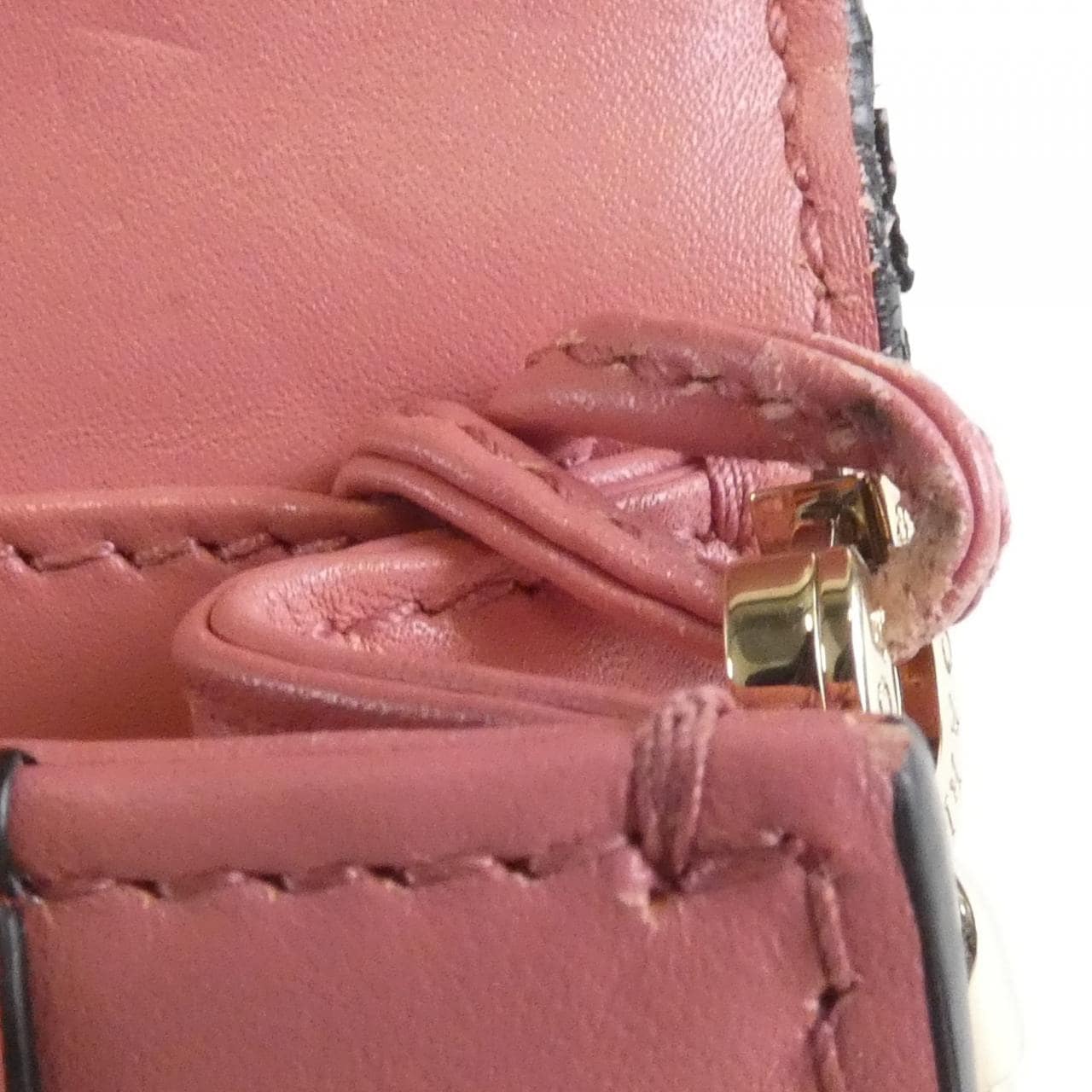 ブルガリ セルペンティ フォーエバー 285167 ショルダーバッグ