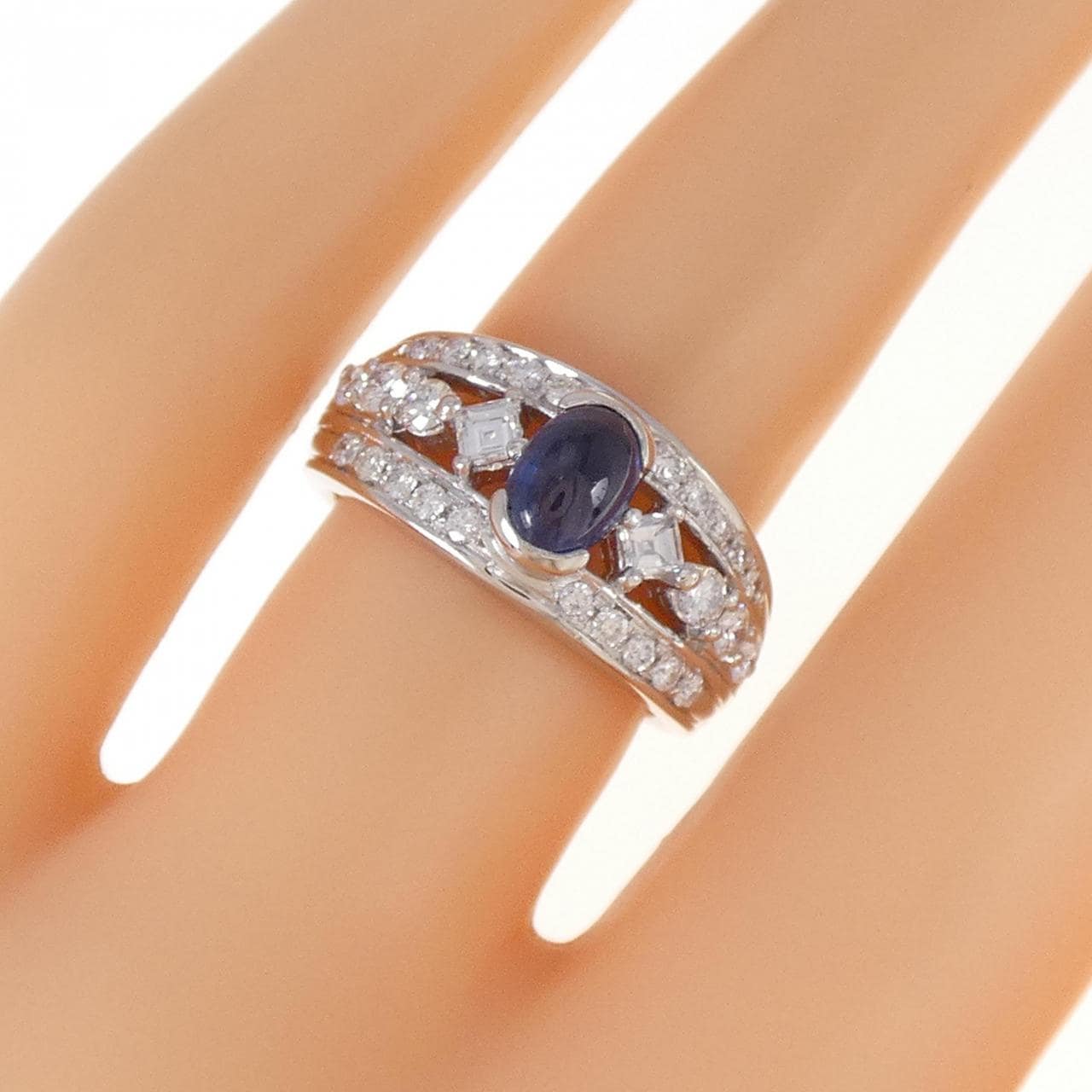 PT900 サファイヤ リング 0.78CT