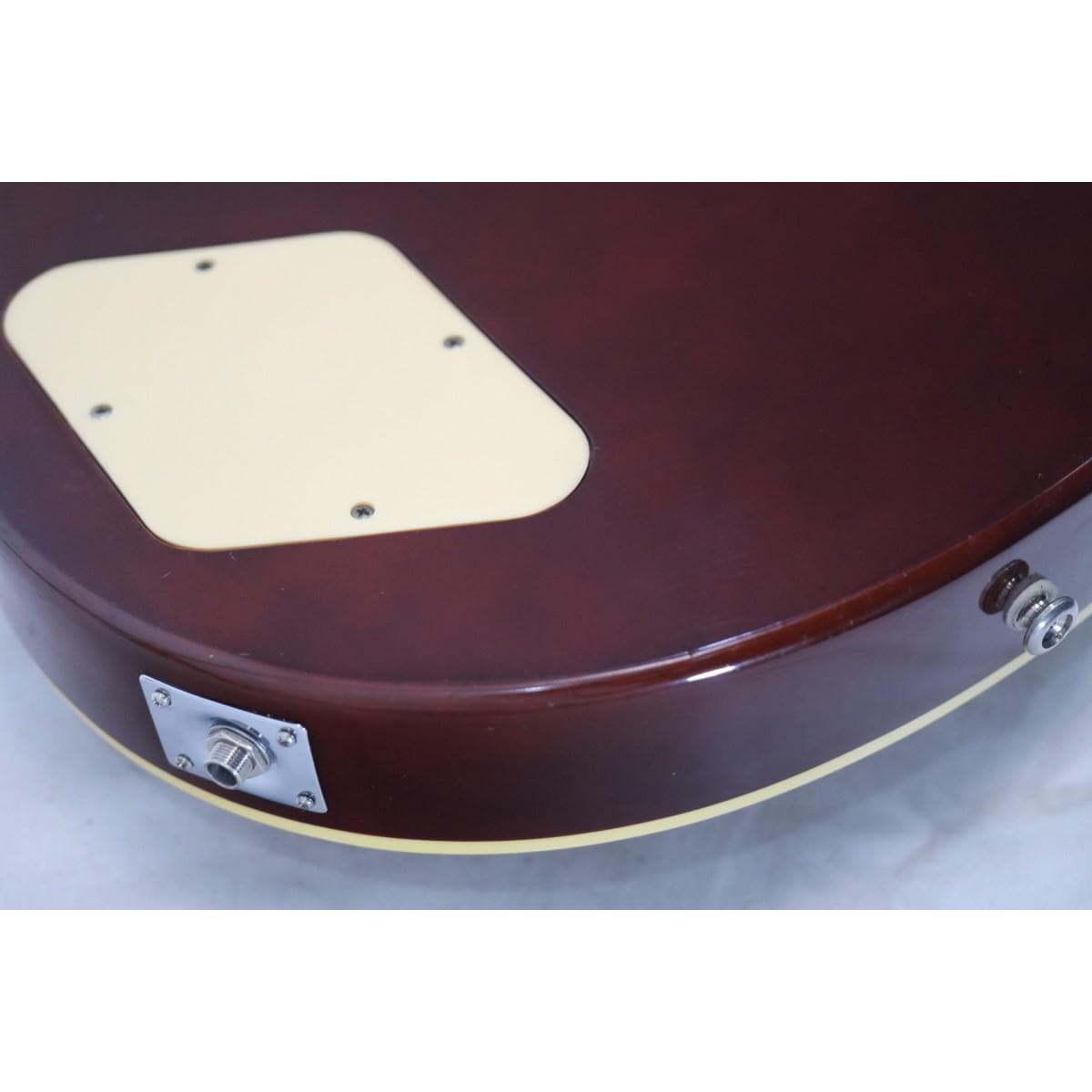 ＥＰＩＰＨＯＮＥ　　１９５６　ＬＥＳ　ＰＡＵＬ