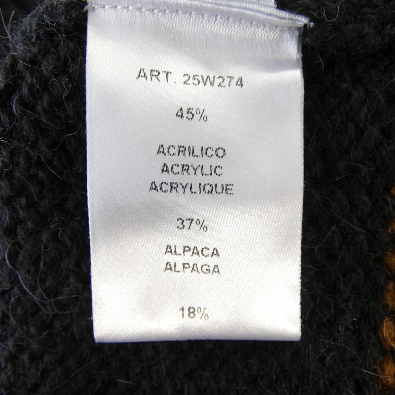 PHISIQUE DU ROLE ニット