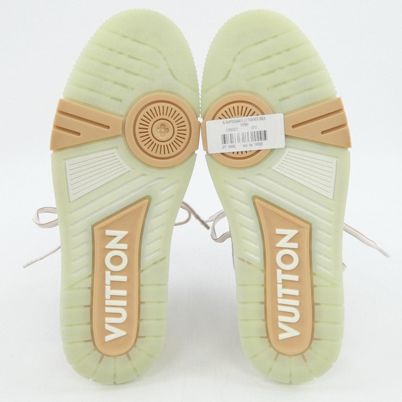 ルイヴィトン LOUIS VUITTON LVトレイナーライン スニーカー