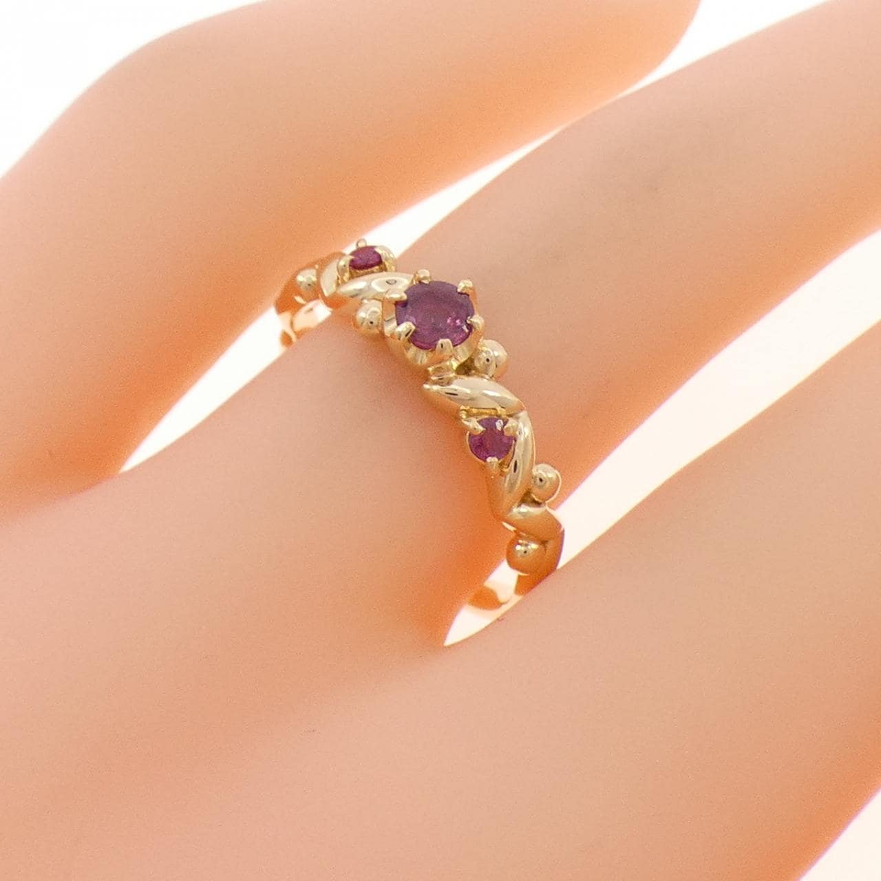 4゜C ルビー リング