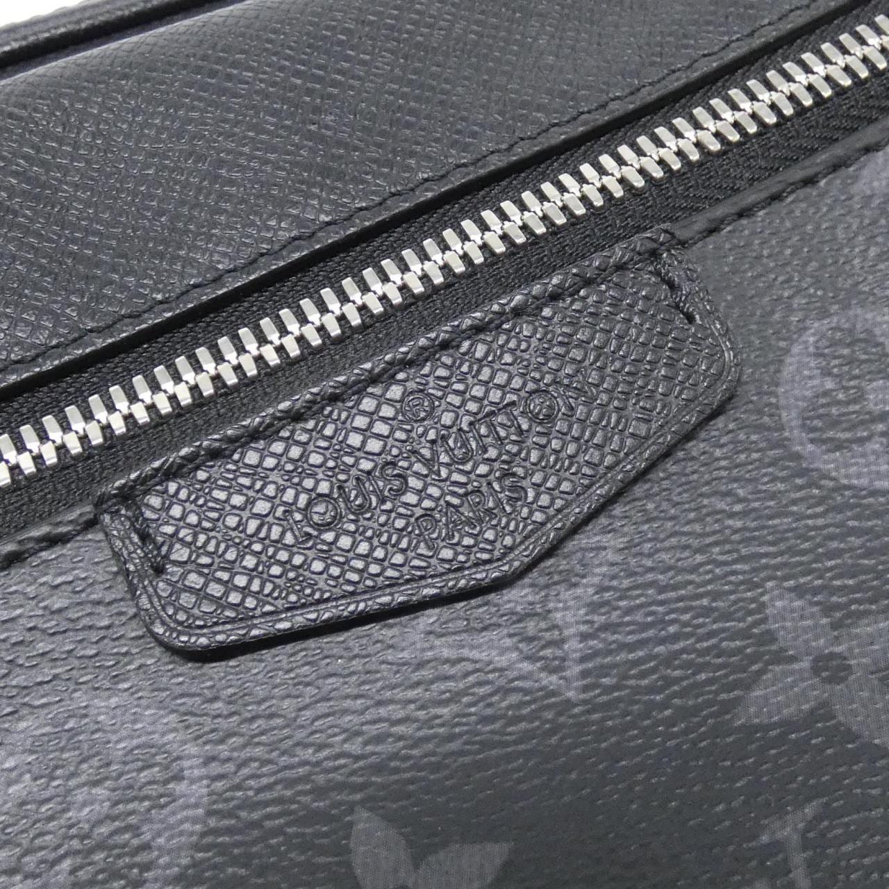 ルイヴィトン タイガ ラマ アウトドア メッセンジャー PM M30233 ショルダーバッグ