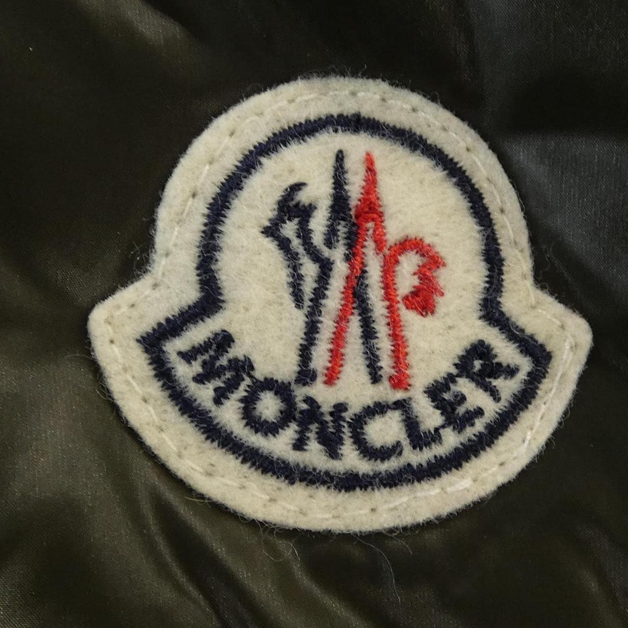 モンクレール MONCLER BARTHOLOME ダウンベスト