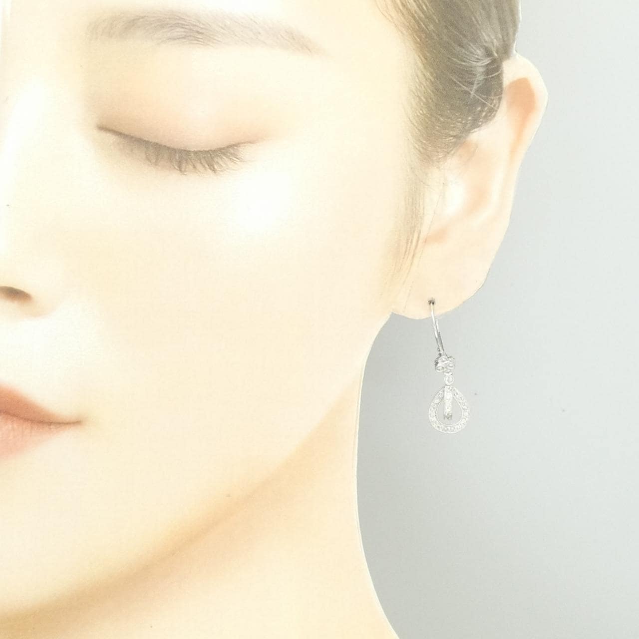 K18WG ダイヤモンド ピアス 0.42CT