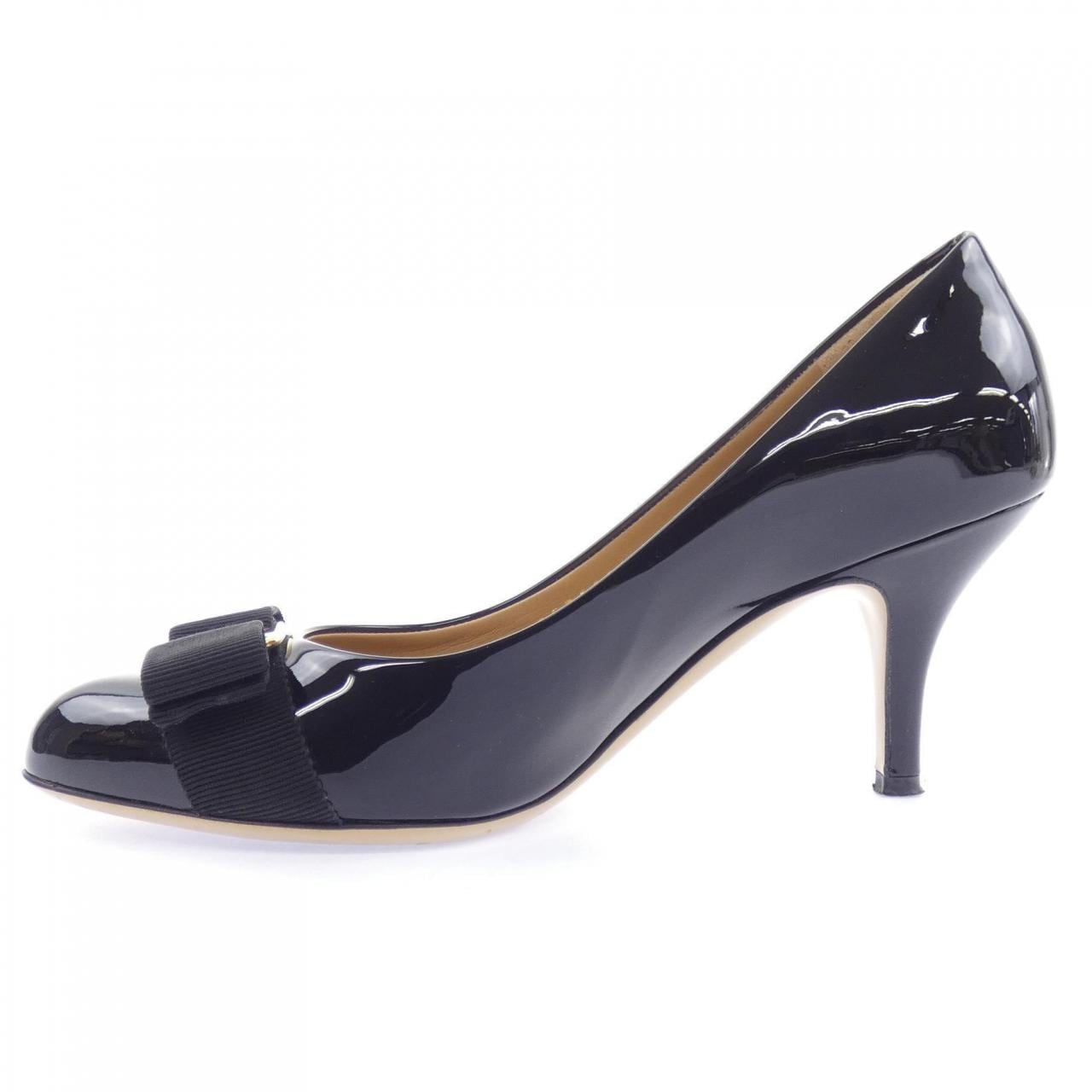 サルヴァトーレフェラガモ SALVATORE FERRAGAMO パンプス