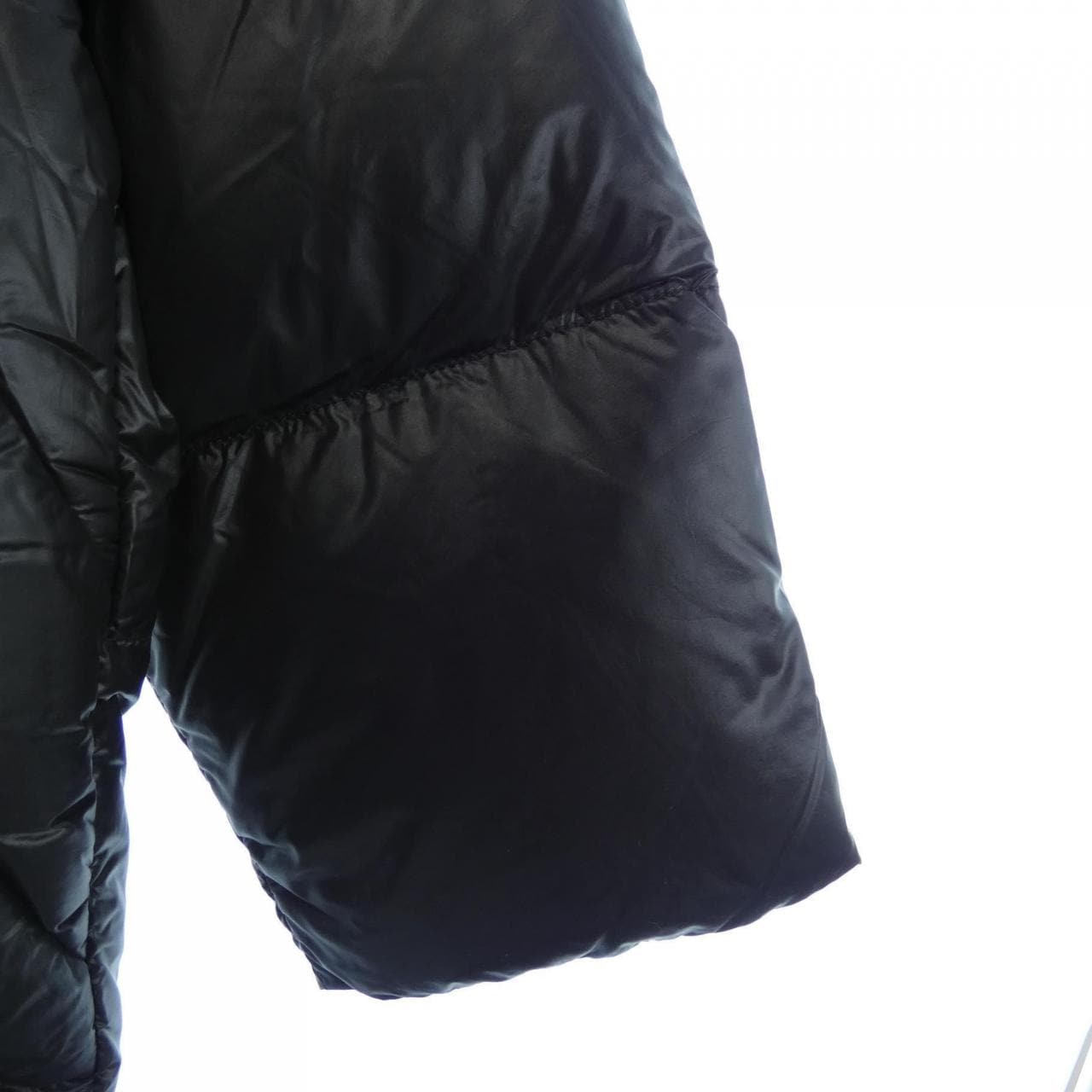 D DOT DUE ダウンジャケット