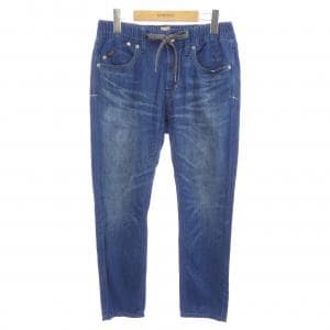 ヤヌーク YANUK ジーンズ