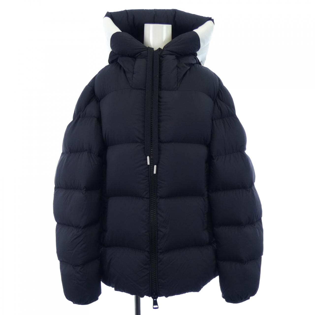 モンクレール MONCLER ダウンジャケット