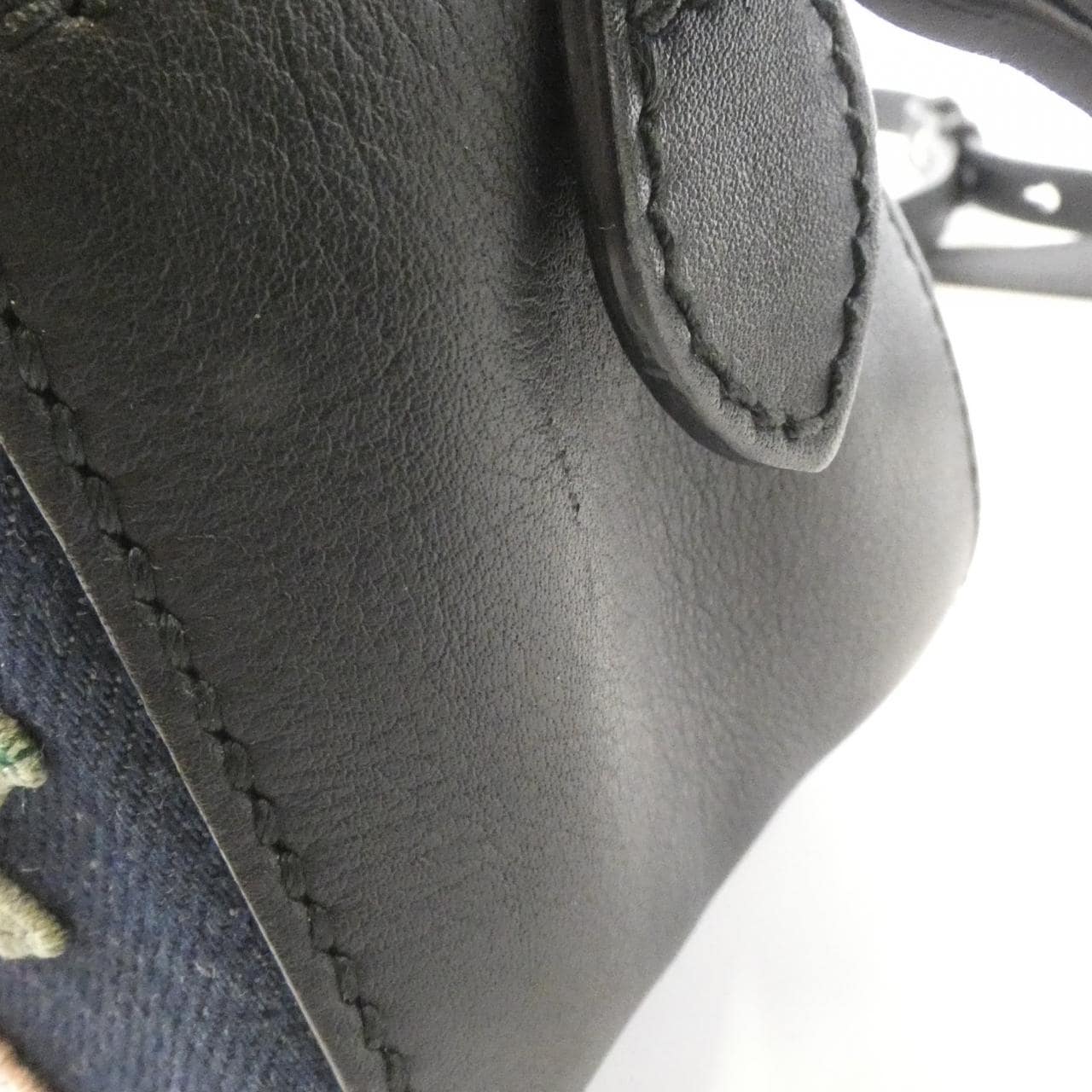 グッチ 456547 K7YAG ショルダーバッグ