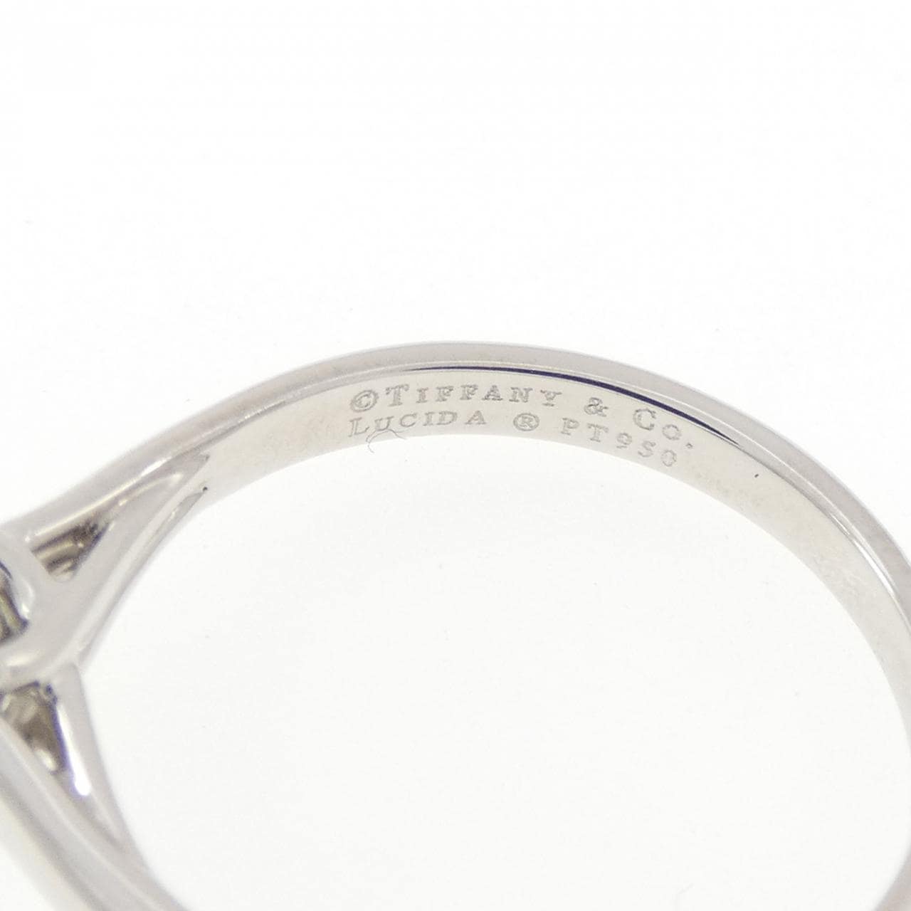 ティファニー ルシダ リング 0.26CT I IF