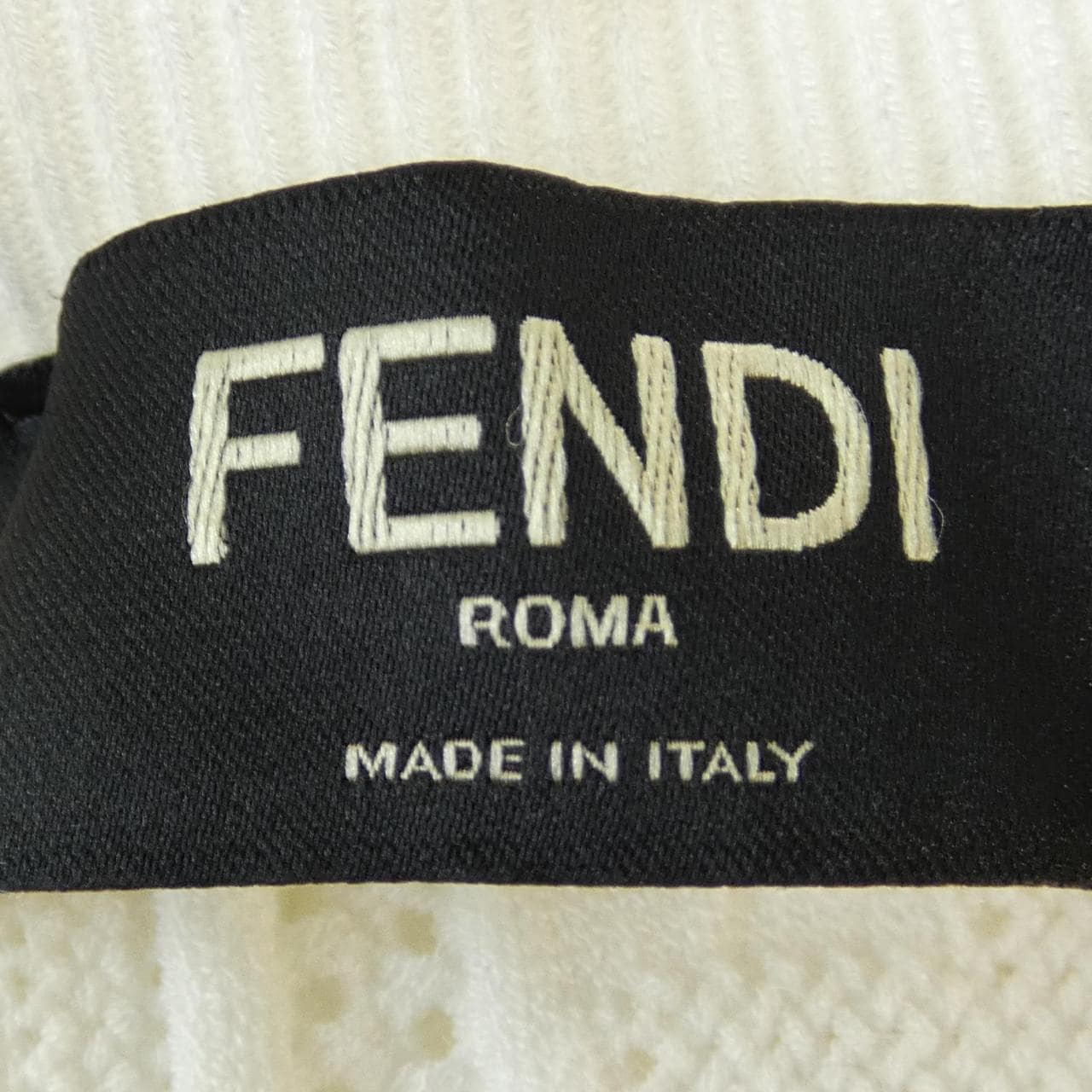 フェンディ FENDI FZY431 AF83 ニット