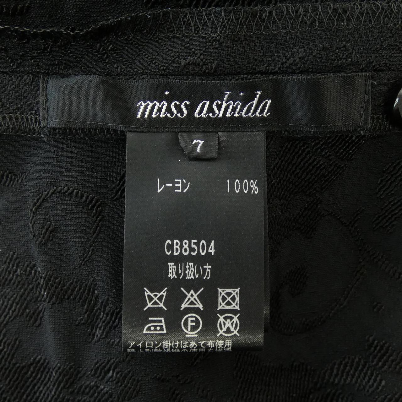 ミスアシダ miss ashida トップス