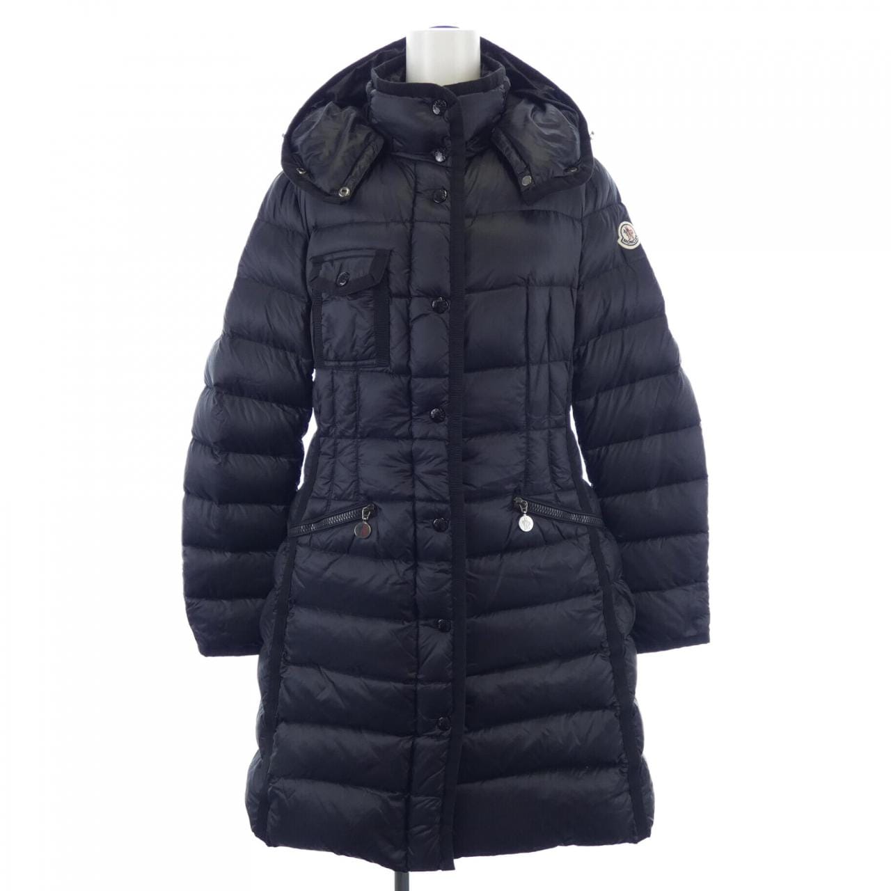 モンクレール MONCLER ダウンジャケット