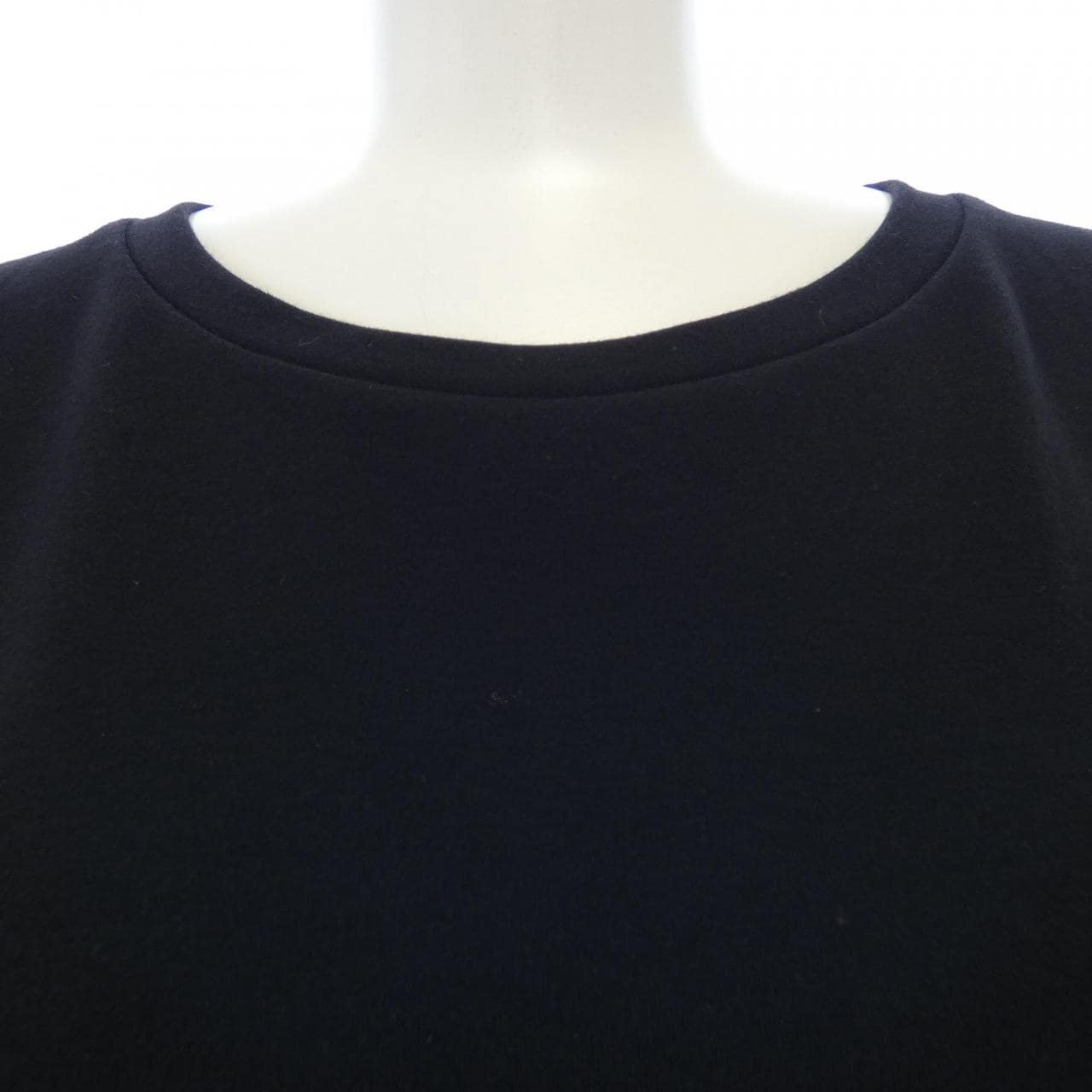 フォクシーニューヨーク FOXEY NEW YORK Tシャツ