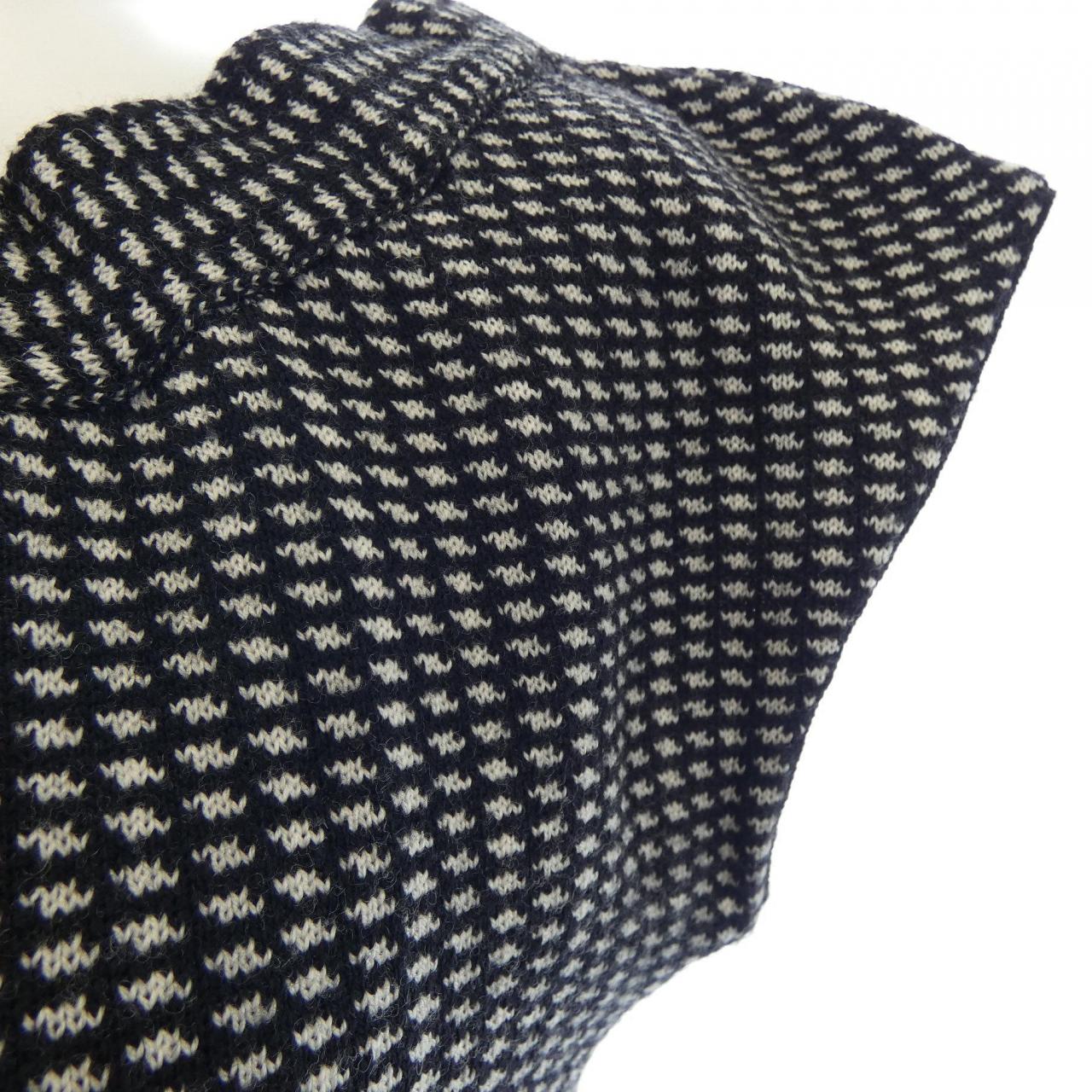 クリスチャンディオール CHRISTIAN DIOR 9A24528AM512 ニット