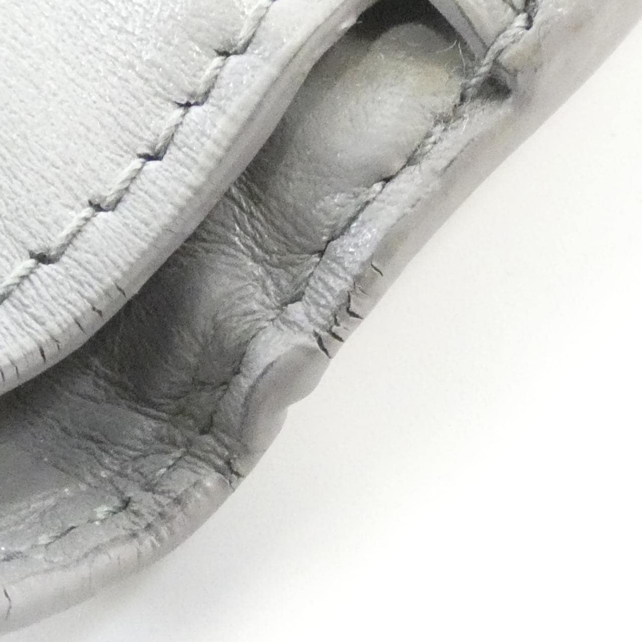 ボッテガヴェネタ 608059 VCPP3 財布