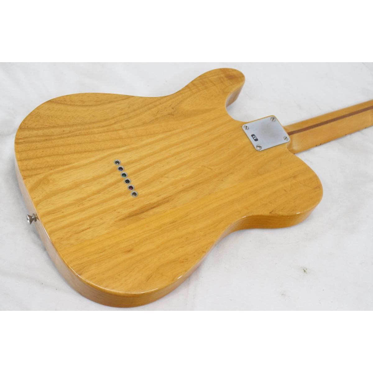 ＦＥＮＤＥＲ　　５２　ＴＥＬＥＣＡＳＴＥＲ